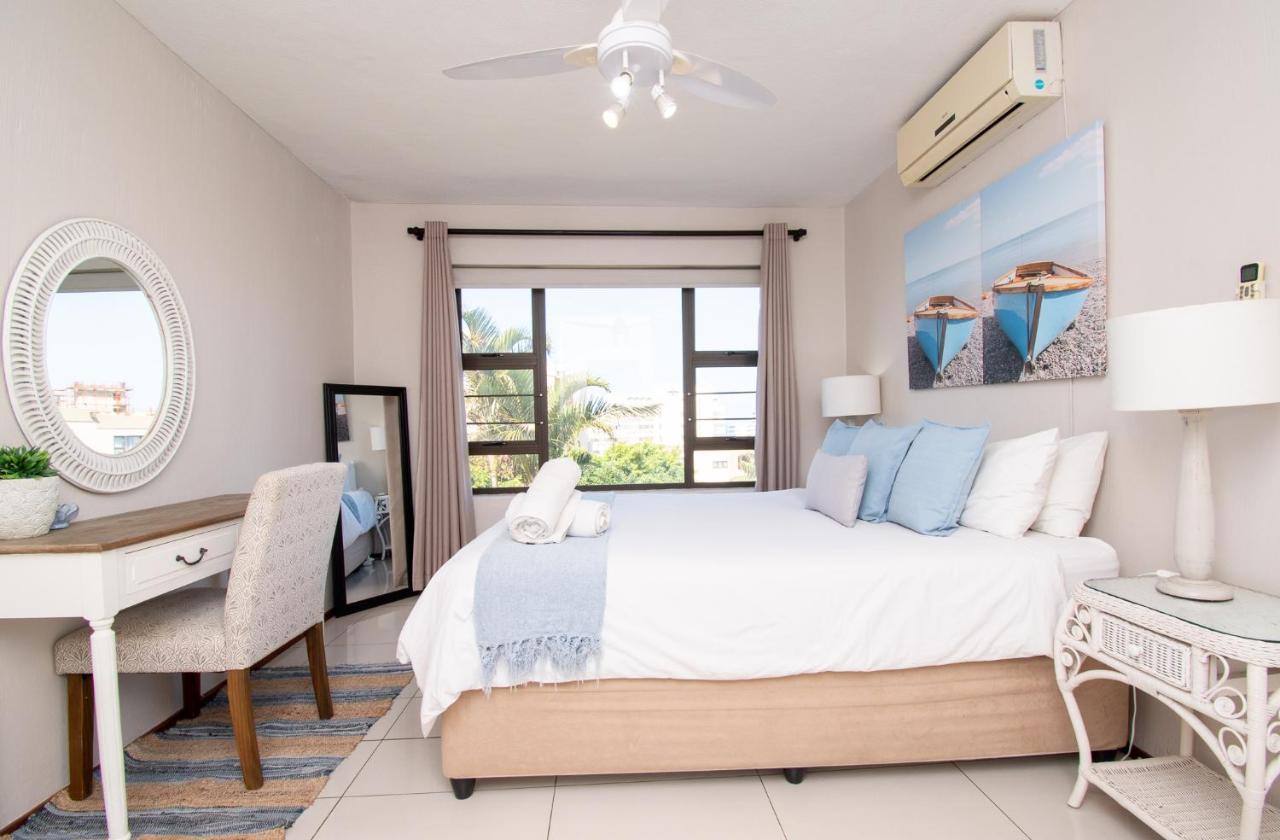 11 The Shades Umhlanga Rocks Apartment Durban Exterior photo