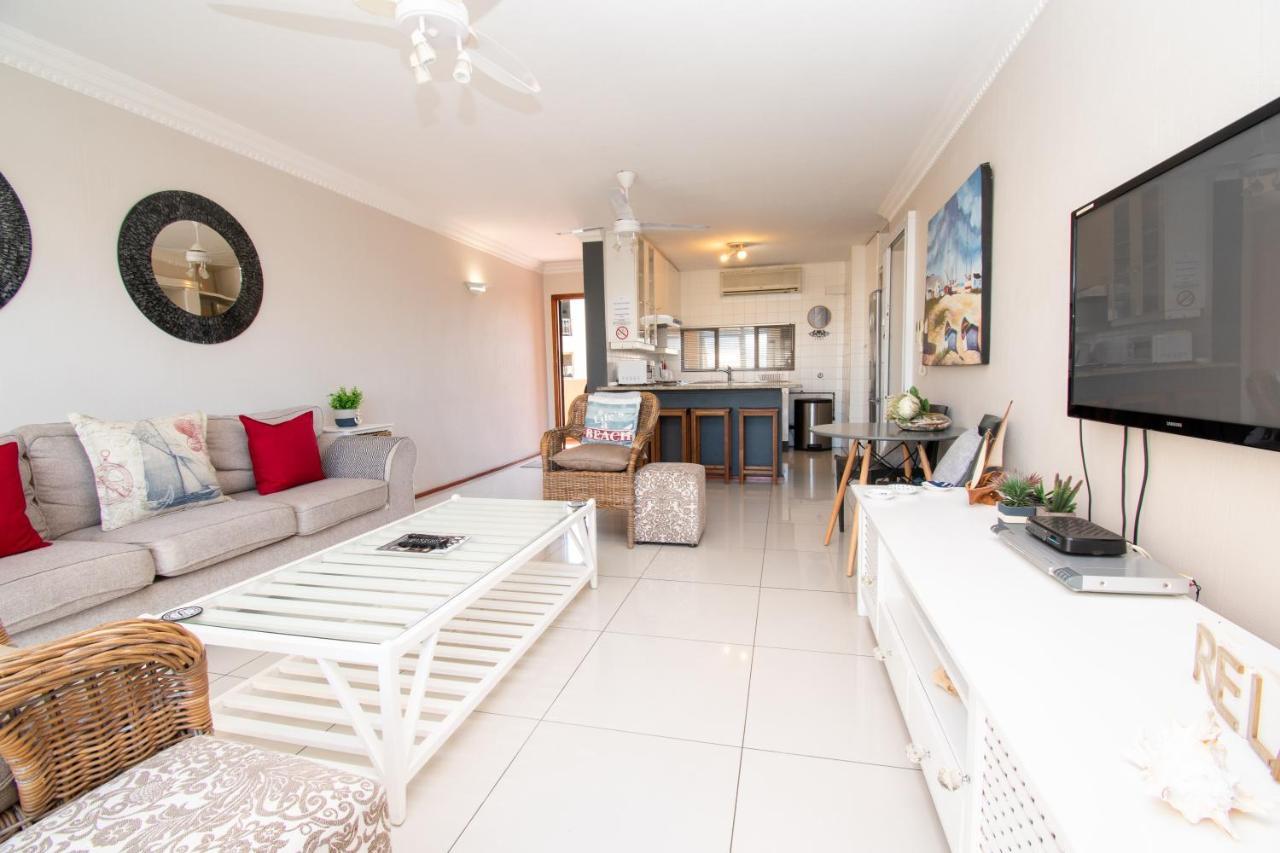 11 The Shades Umhlanga Rocks Apartment Durban Exterior photo